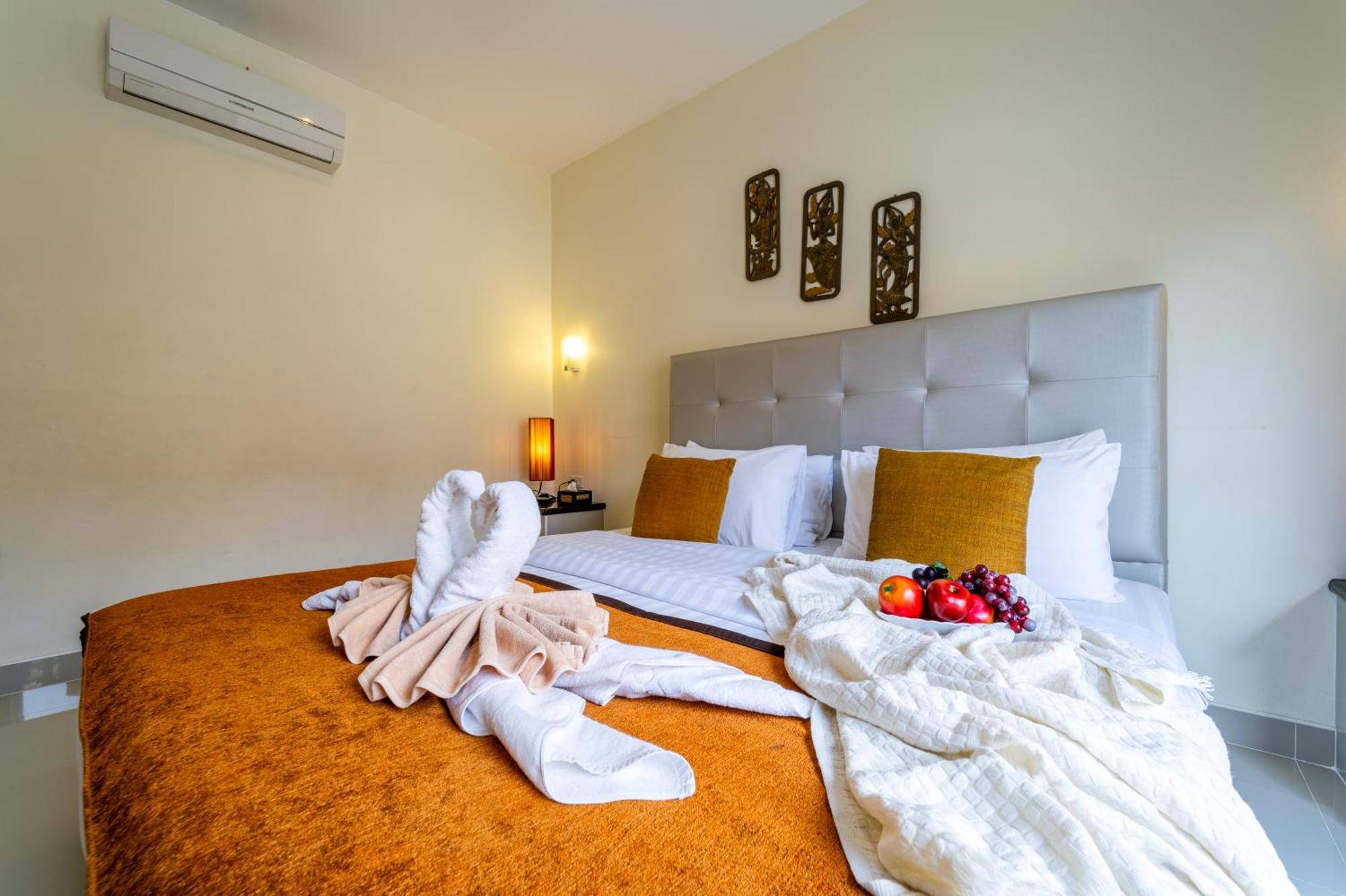 Siam Court Hotel And Resort Bang Sare Exterior foto