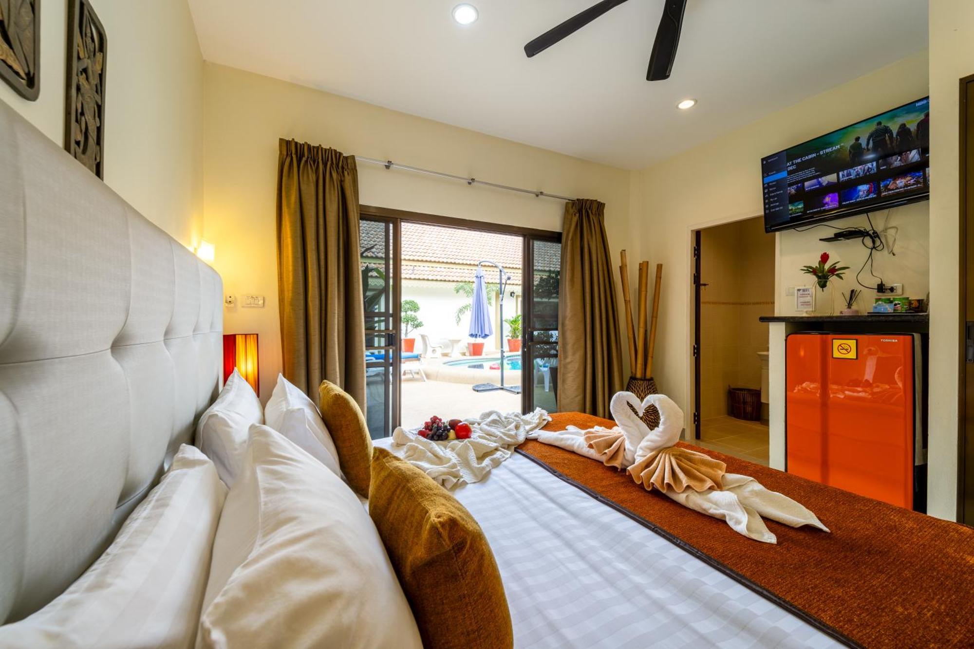 Siam Court Hotel And Resort Bang Sare Exterior foto