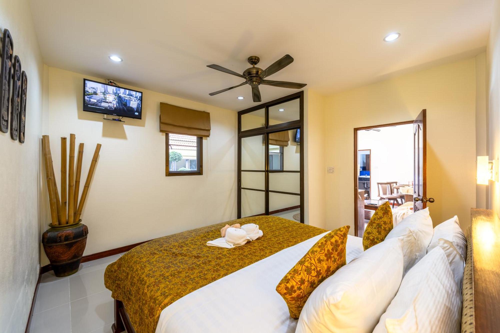 Siam Court Hotel And Resort Bang Sare Exterior foto