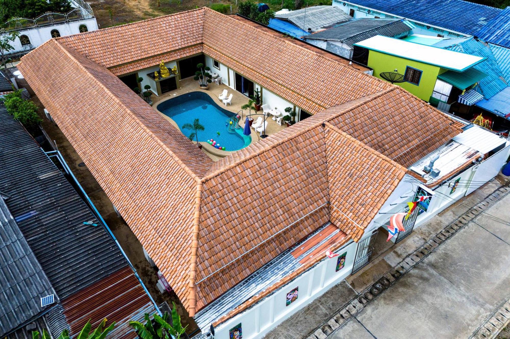 Siam Court Hotel And Resort Bang Sare Exterior foto